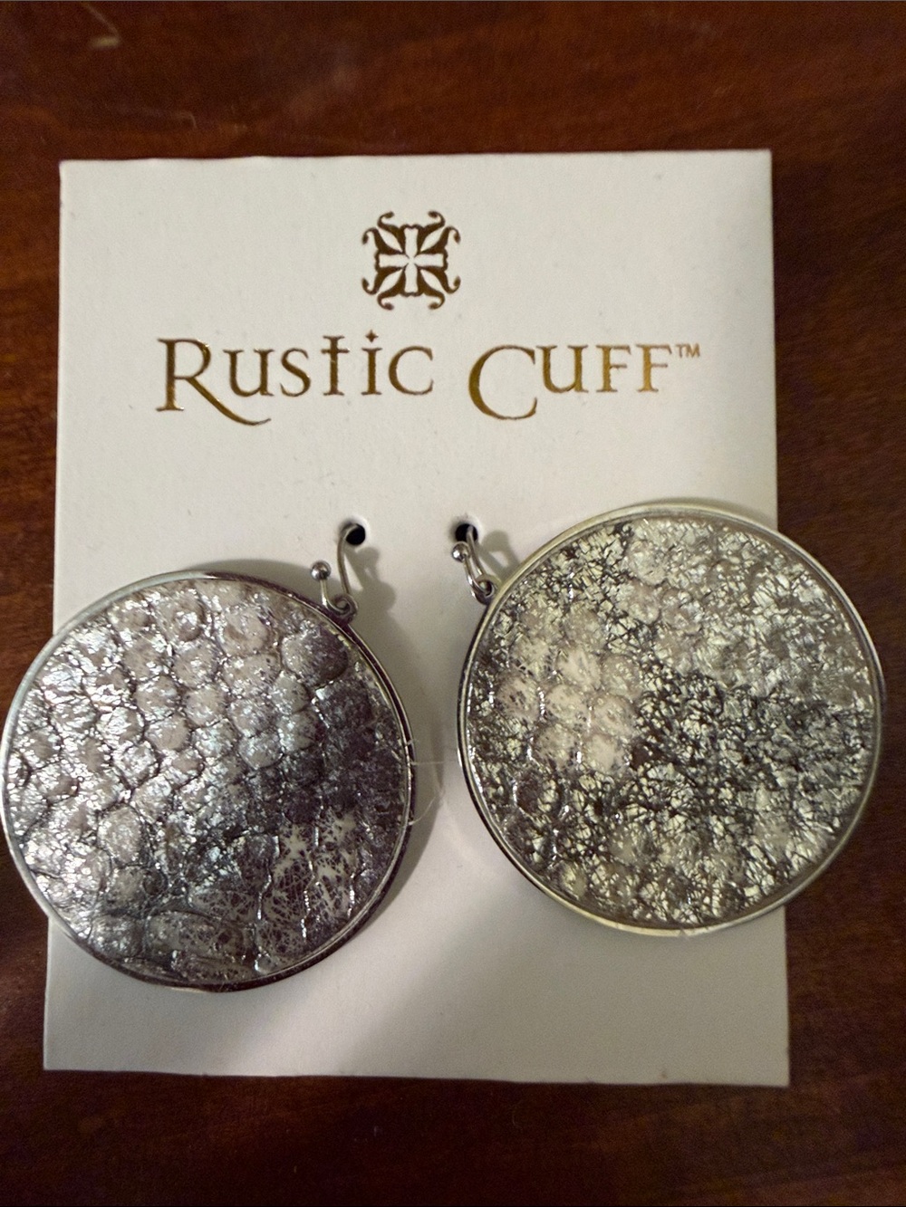 Rustic Cuff Silver Textured Round earrings
